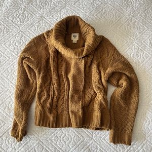 Mustard color chunky cropped sweater